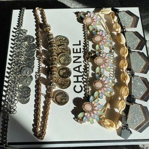 Necklace bundle 5 total!!